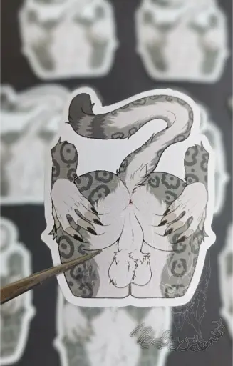 [SAN0000000007] Leopardo Nieves Cola Sticker
